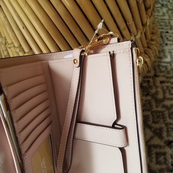 Michael Kors Jet Set Travel Wristlet Blossom New - Picture 7 of 9